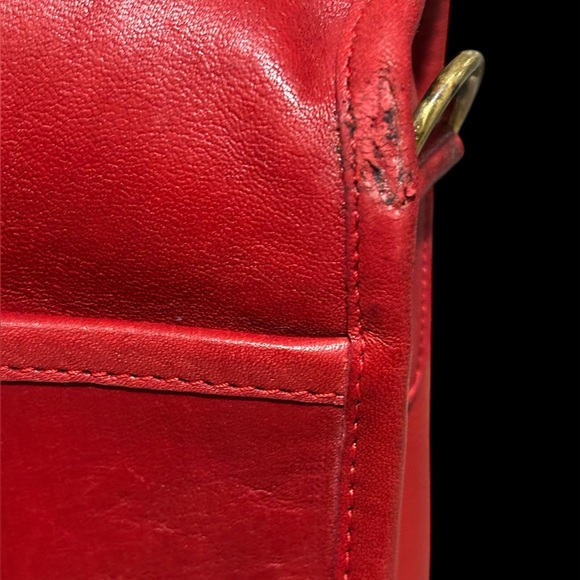 Coach Vintage NYC Red Companion Bag# 9300 Authenticated - Picture 8 of 12